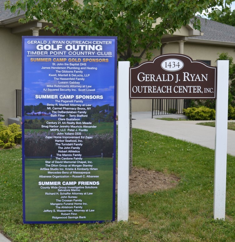 GROC golf outing sign